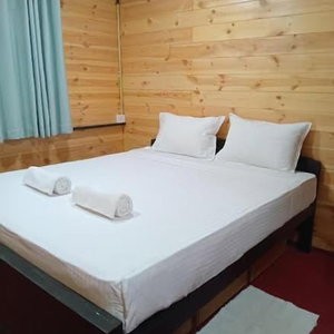 Hotel Hiriketiya Budget Stay cazare Dickwella Central