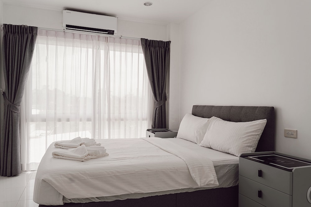 Hotel The One Apart