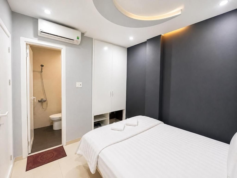 Luna Hotel