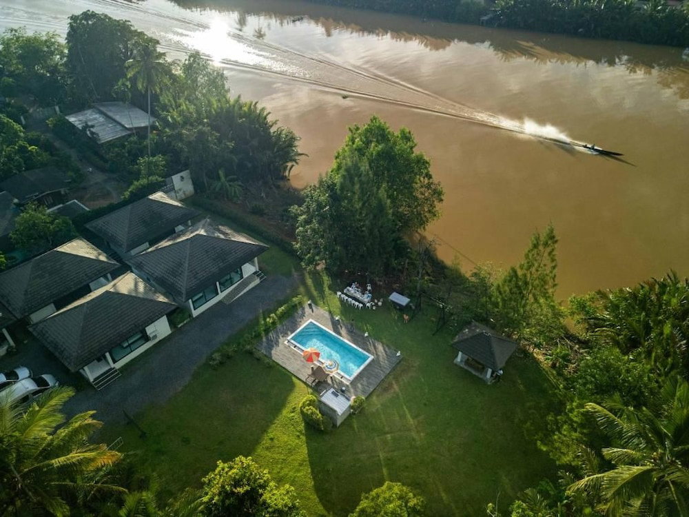 Hotel Suanson Villa Koh Sanher