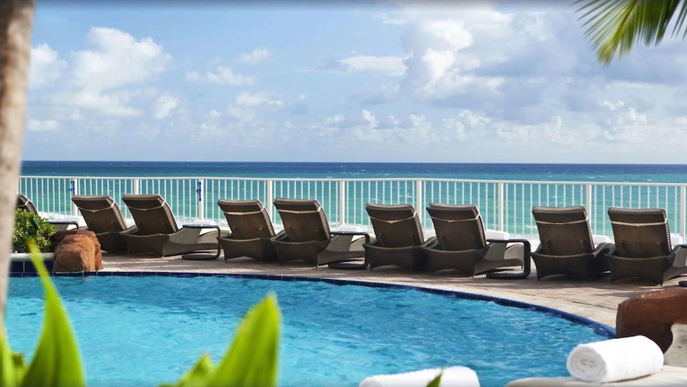 Deluxe Studio Retreat Amazing Pool
