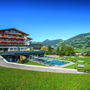 Hotel Hotel Elisabeth & Spa cazare Fuegen