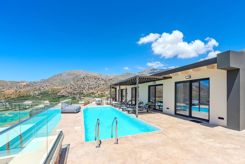 Hotel Rodia Luxury Villa