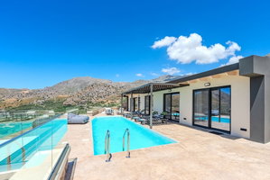 Hotel Rodia Luxury Villa cazare Ayios Vasilios