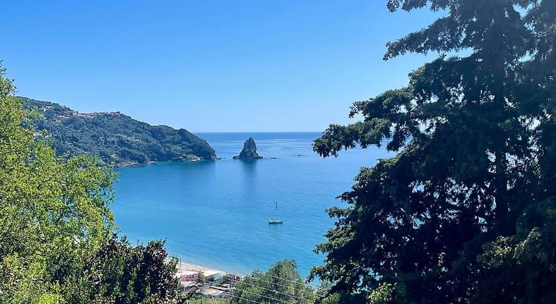 Hotel Sebastian's - Agios Gordios Beach