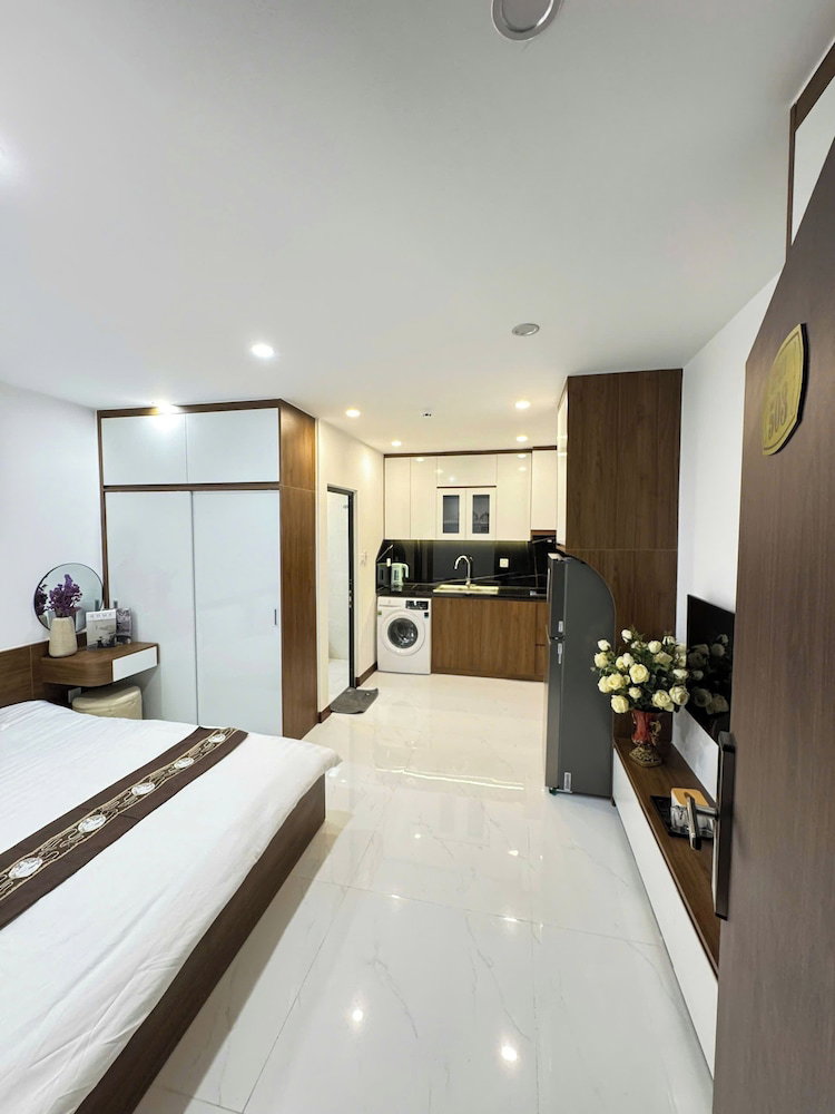 Fuji Apartment