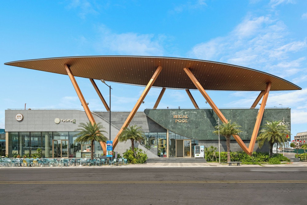 Regal Collection Hotels & Suites