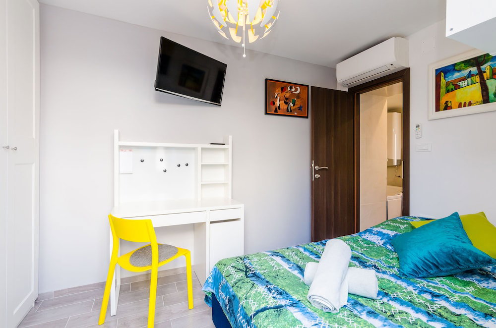Apartment & Room Sunset Beach