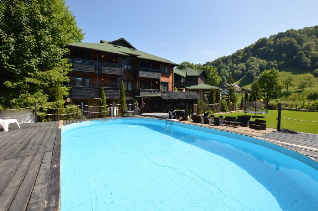 Hillden Lodge Restaurant Pensiune Turistica