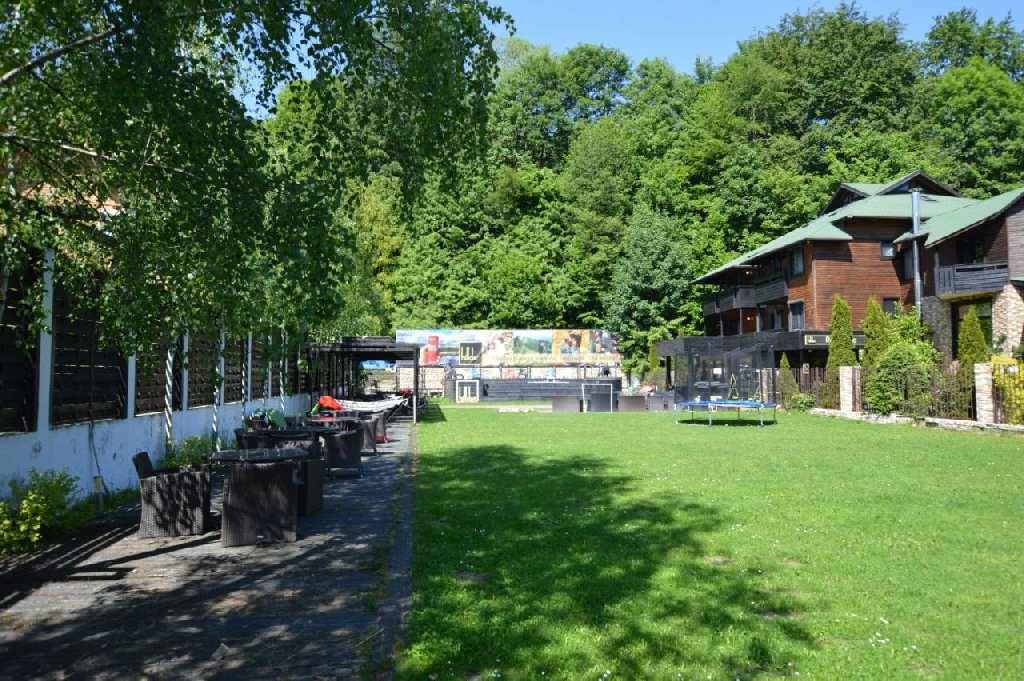 Hillden Lodge Restaurant Pensiune Turistica