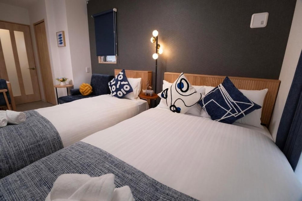 The Peak Shinsaibashi Suites Jy