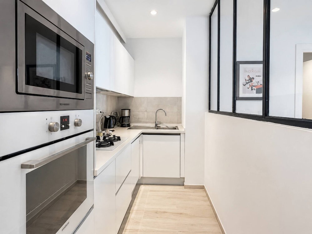 Hotel Luxury Apartment, One Bedroom, Prestigious Residence