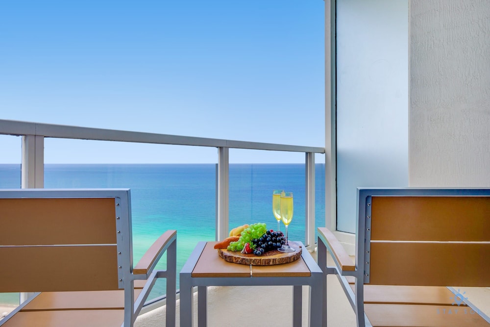 Luxurious Beach Resort- Ocean View Insta Gym