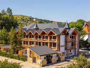 Hotel Forest Green Vila Turistica cazare Gura Humorului