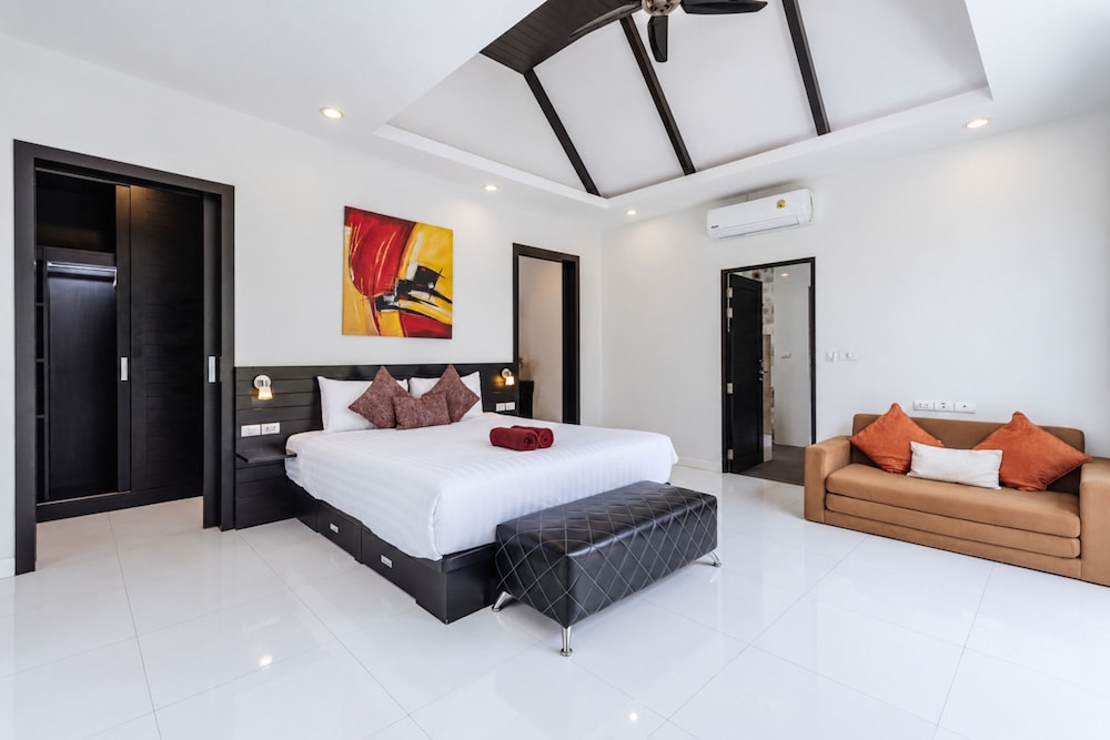2 Br Pool Villa Clos Vougeot