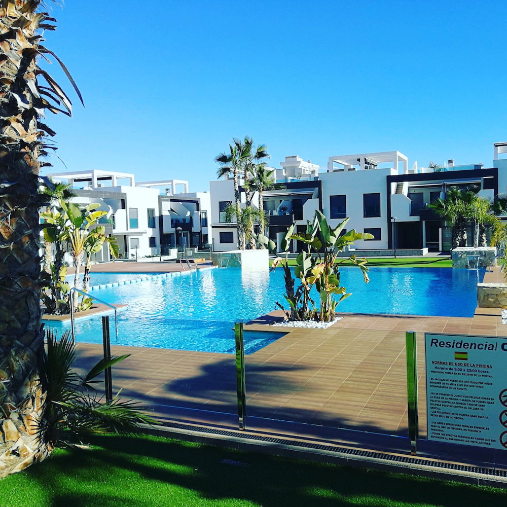 Hotel Penthouse Oasis Beach V La Zenia