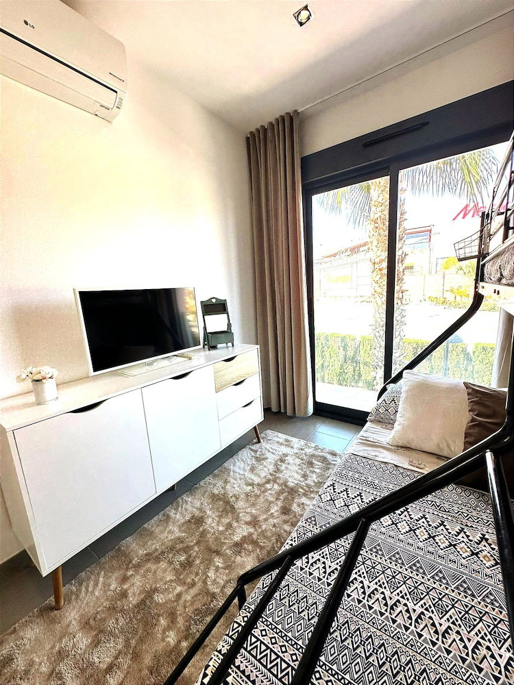 Penthouse Oasis Beach V La Zenia