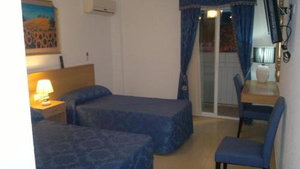 Hotel Hostal Residencial Rr cazare Valencia