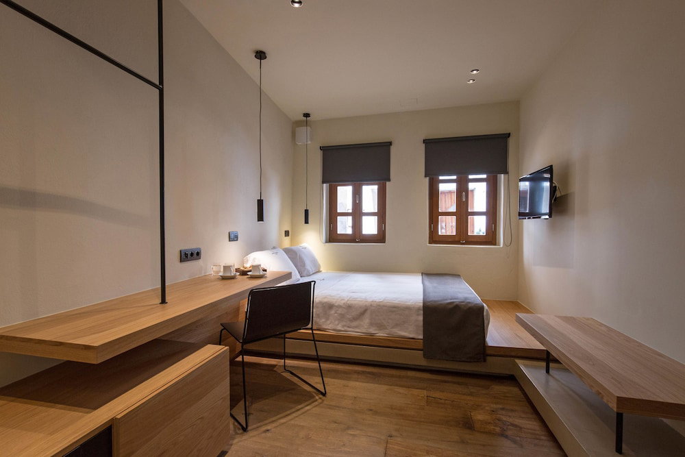 dal travel Portou House