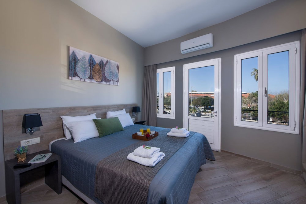 dal travel Stoa Suites Chania
