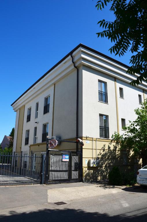 Esther Line Apartaments