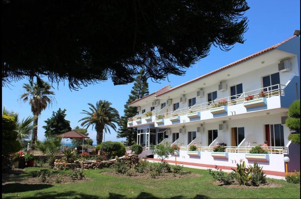 dal travel Asterias Bay Hotel