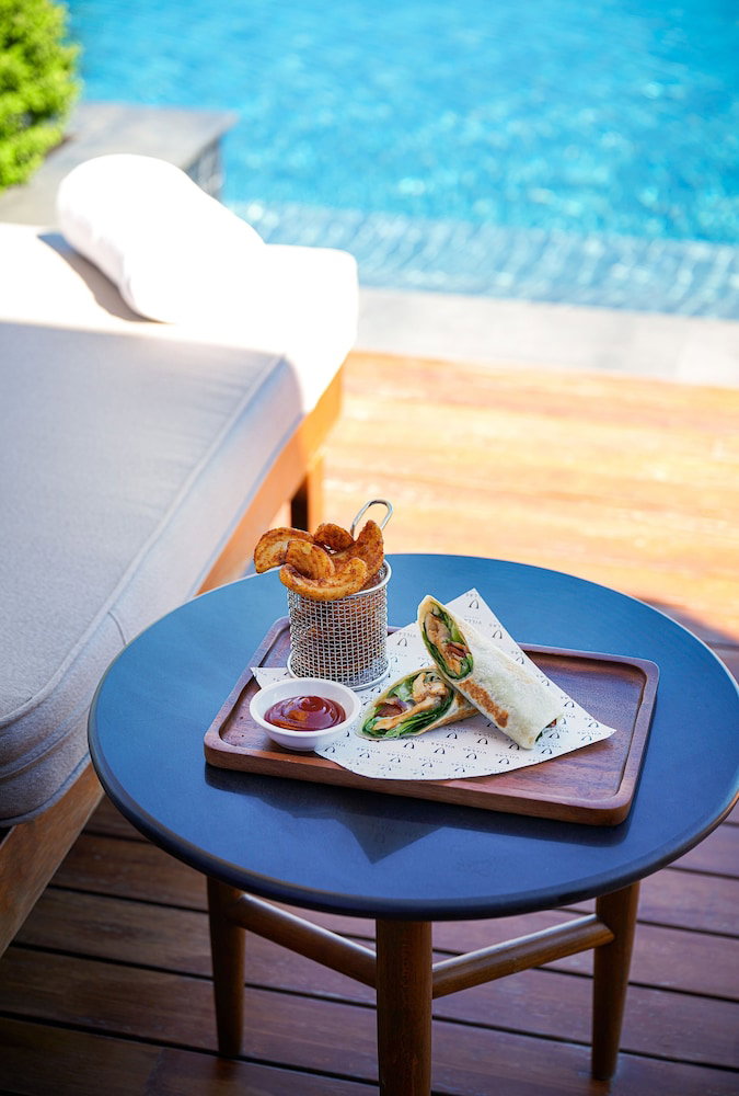 V Villas Phuket - Mgallery