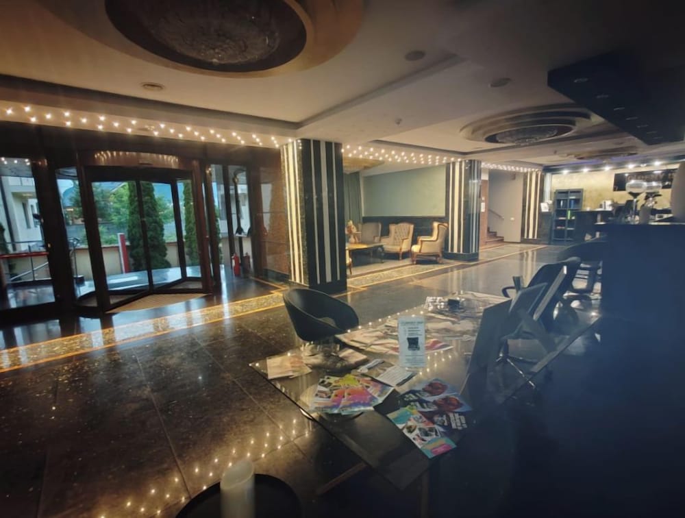 Hotel Denyin Prestige