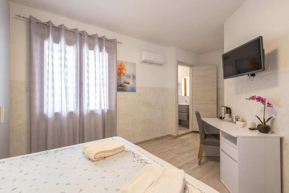 B&B L Aurora Porto Torres
