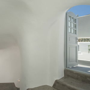 Sejur Aqua Serenity Luxury Suites vacanta Santorini