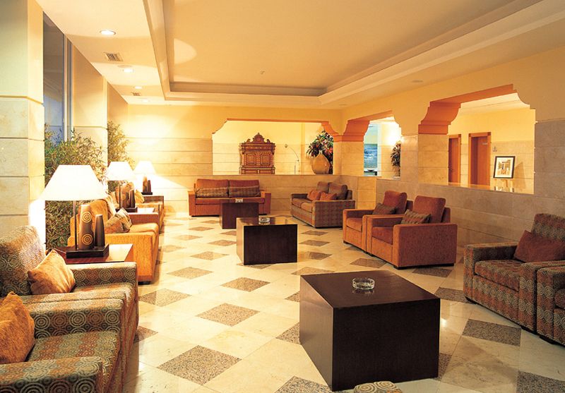 Ap Maria Nova Lounge