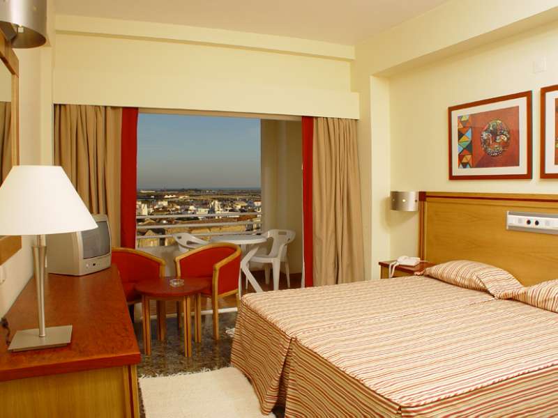 Ap Maria Nova Lounge