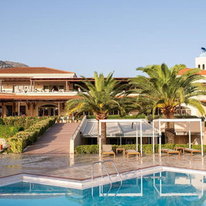 Hotel Pilot Beach cazare Georgioupolis