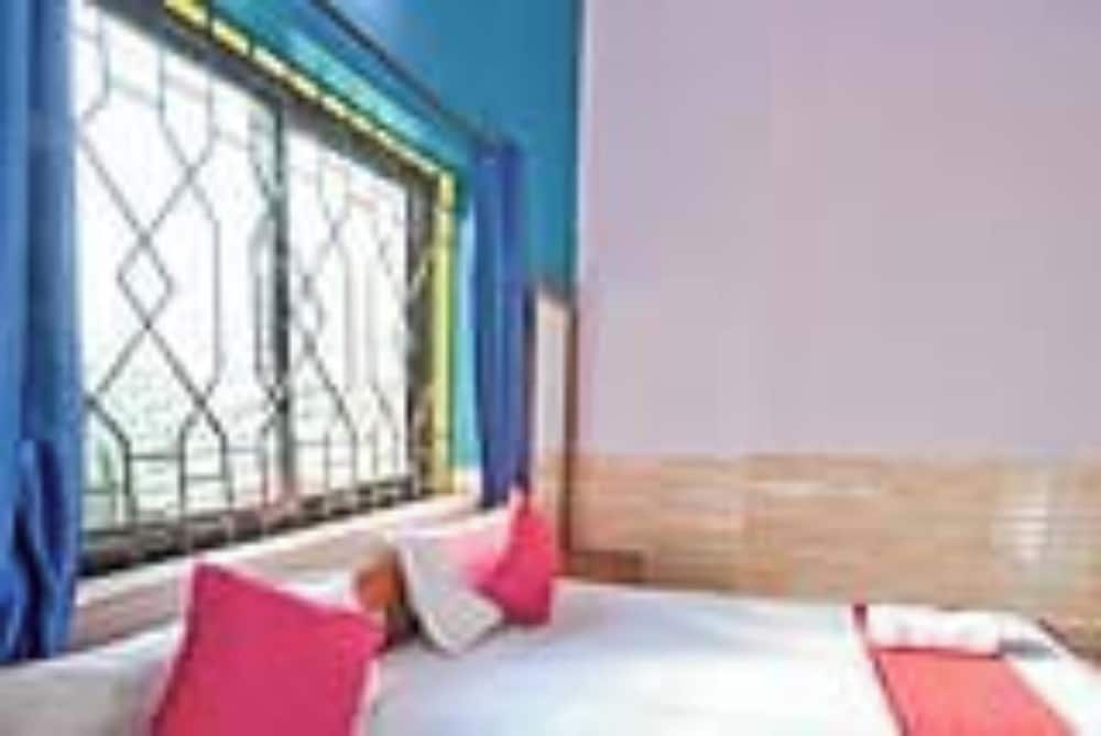 Hotel M.m.k