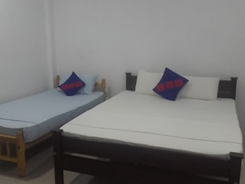 Araliya White House
