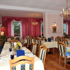 Hotel Londra cazare Molveno