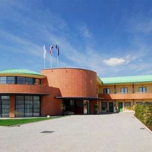 Hotel Luna Hotel Motel Airport cazare Oleggio Castello