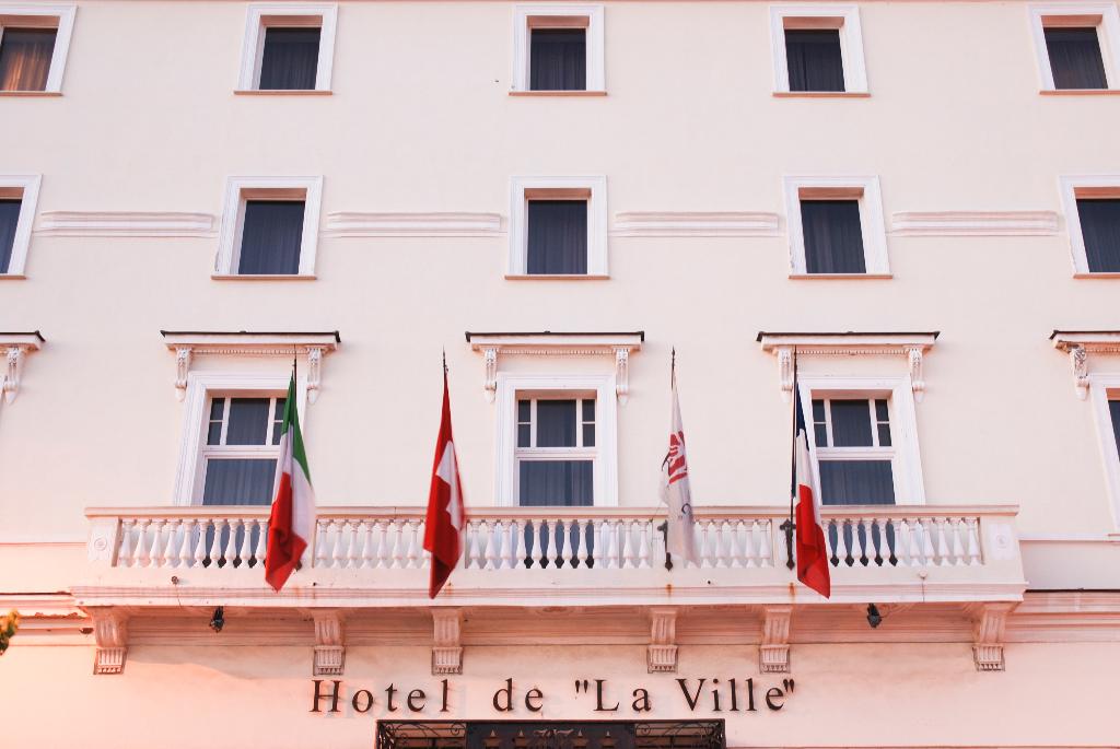 Hotel De La Ville