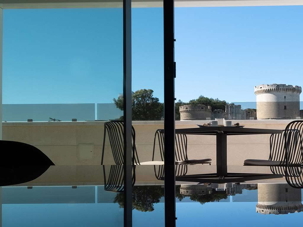 La Suite Hotel