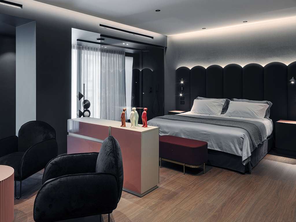 La Suite Hotel