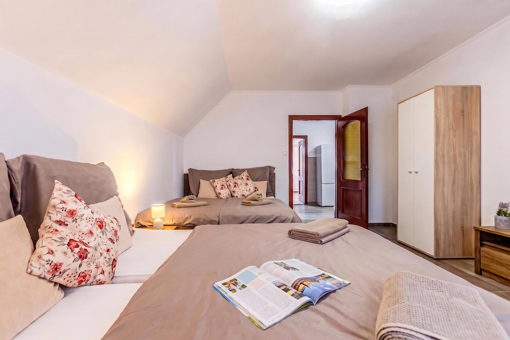 Hunters Lodge Badacsony