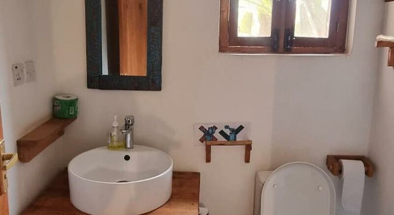 Salama & Mbuyuni Bungalows