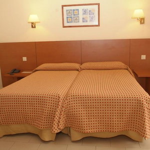 Hotel Hotel Mediterráneo cazare Roses