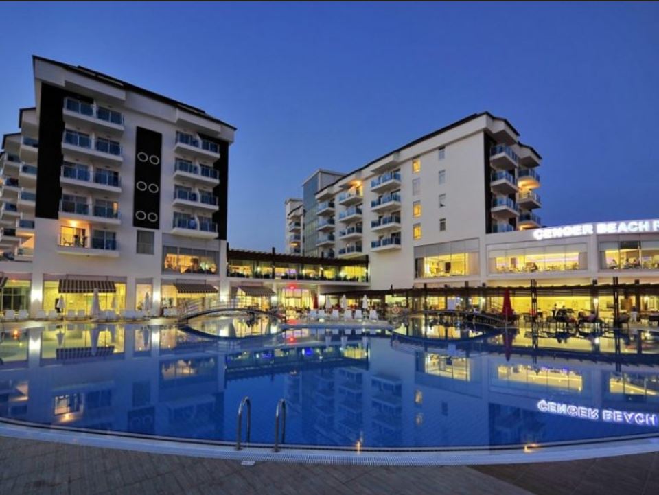dal travel Cenger Beach Resort