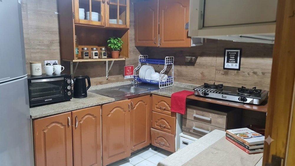 Hotel Al Qiyadah Metro Dubai Male Apartment