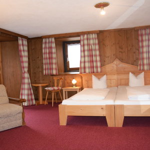 Hotel Hotel Basur cazare Flirsch