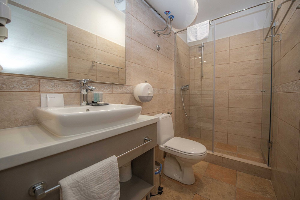 Antika Guesthouse
