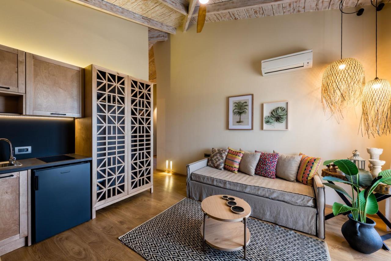 Anthemion Suites & Villas