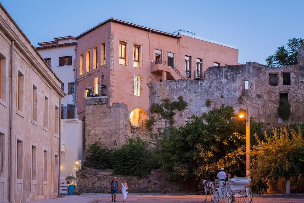 dal travel Madonna Del Mare