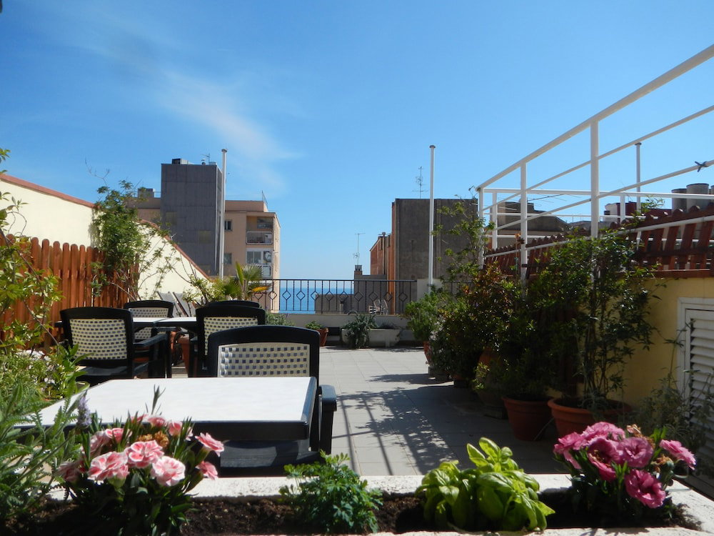 Hostal Vila Del Mar